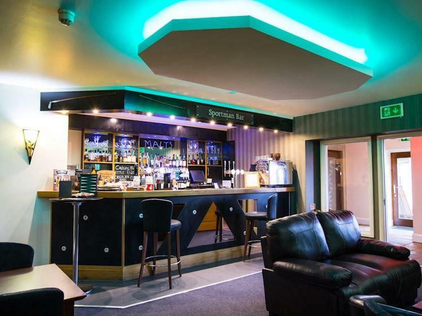 Oak Royal Hotel, Golf And Country Club Chorley  Εξωτερικό φωτογραφία
