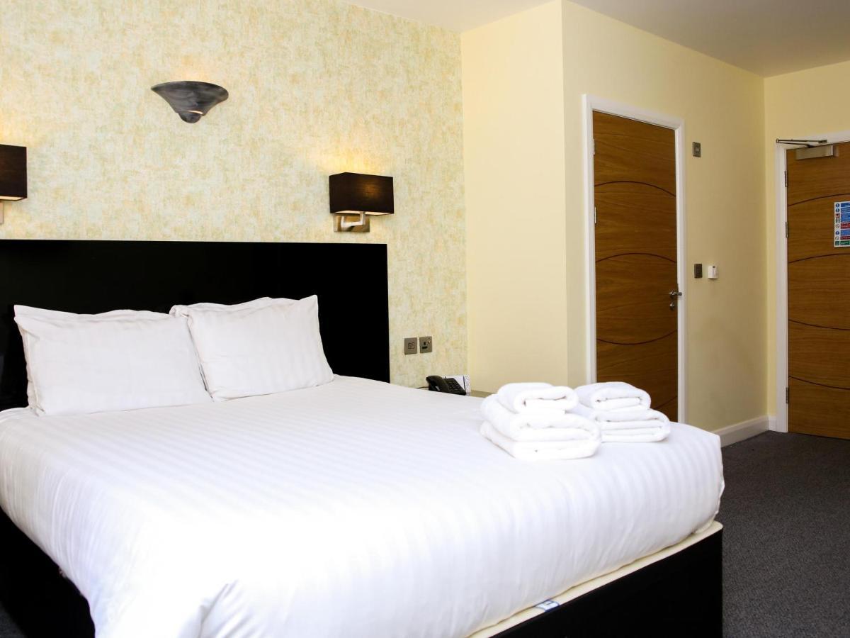 Oak Royal Hotel, Golf And Country Club Chorley  Εξωτερικό φωτογραφία